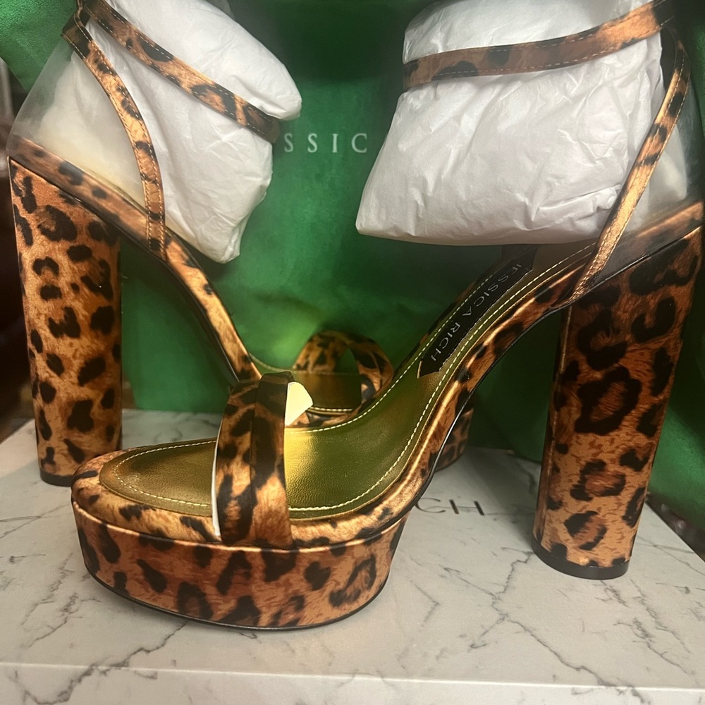 Chic Satin Leopard Print Platform Sandals